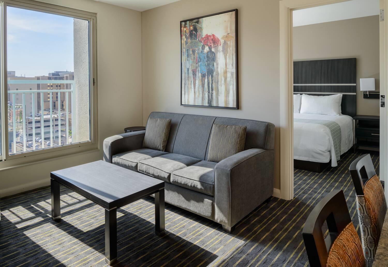 One-Bedroom King Apartment - Non-Smoking