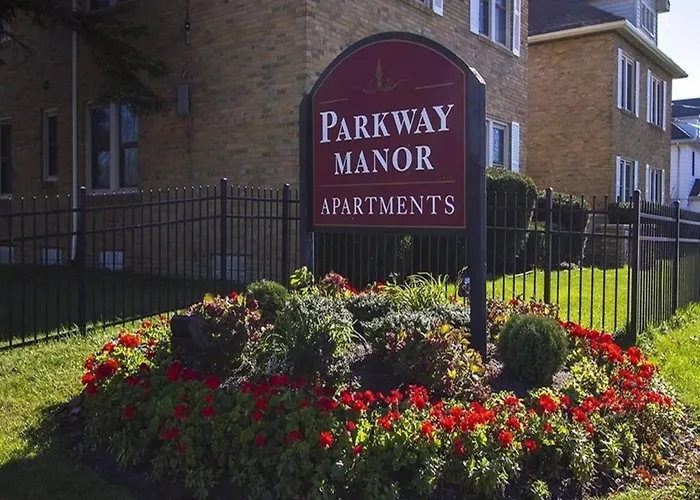 All Vacation Rentals Parkway Manor